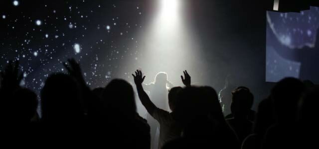 Sermon Packs, Announcement Slides, Countdowns - and MORE Free Resources from RiseUp.com